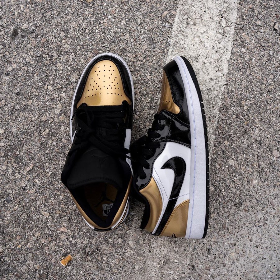 AJ1,Air Jordan 1 Low,Nike,CQ94  诱人金属质感！黑金脚趾 Air Jordan 1 Low 最新实物来了