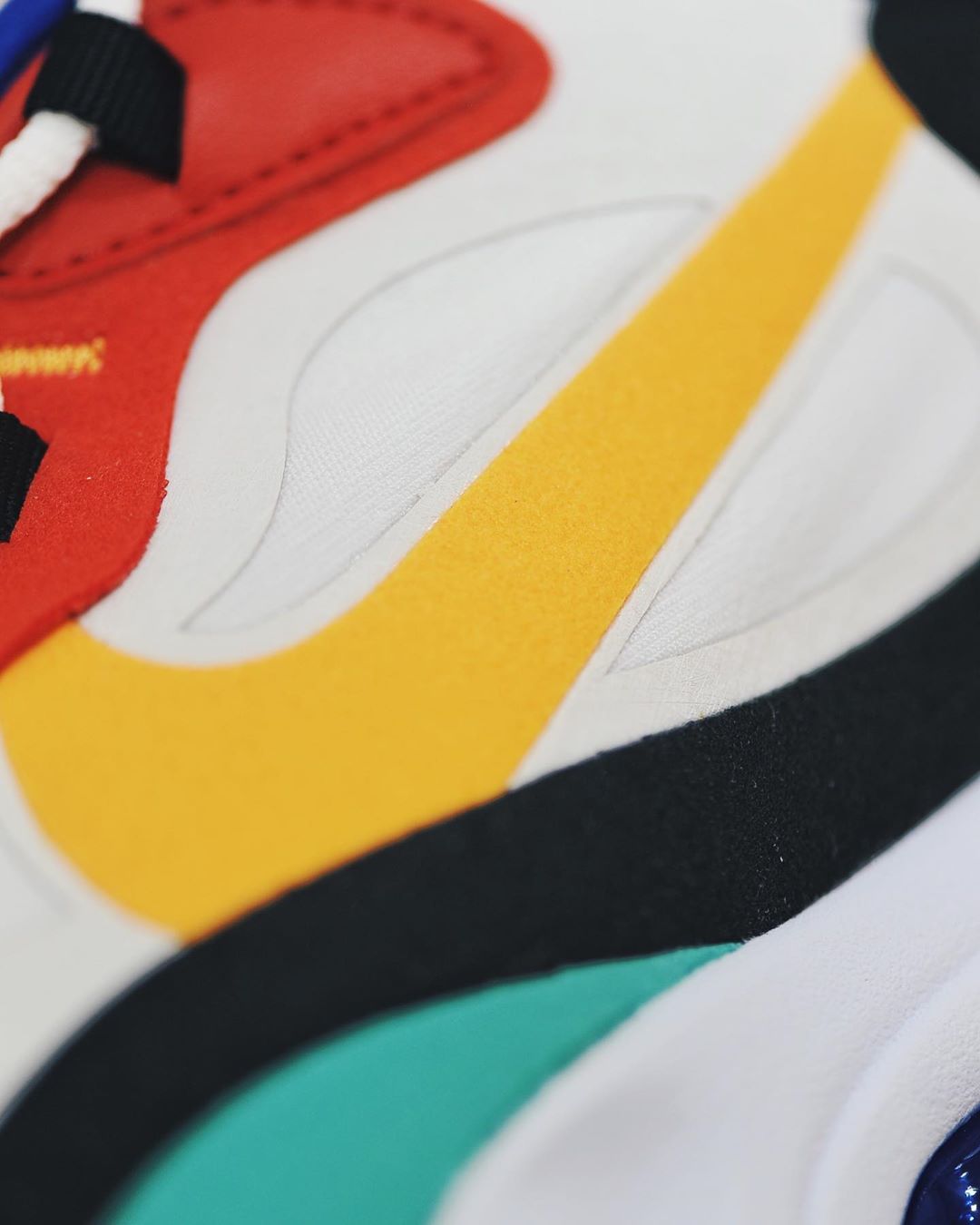 Air Max 270,React,Nike  撞色鞋面 + 豪华配置！全新配色 Air Max 270 React 明日发售！