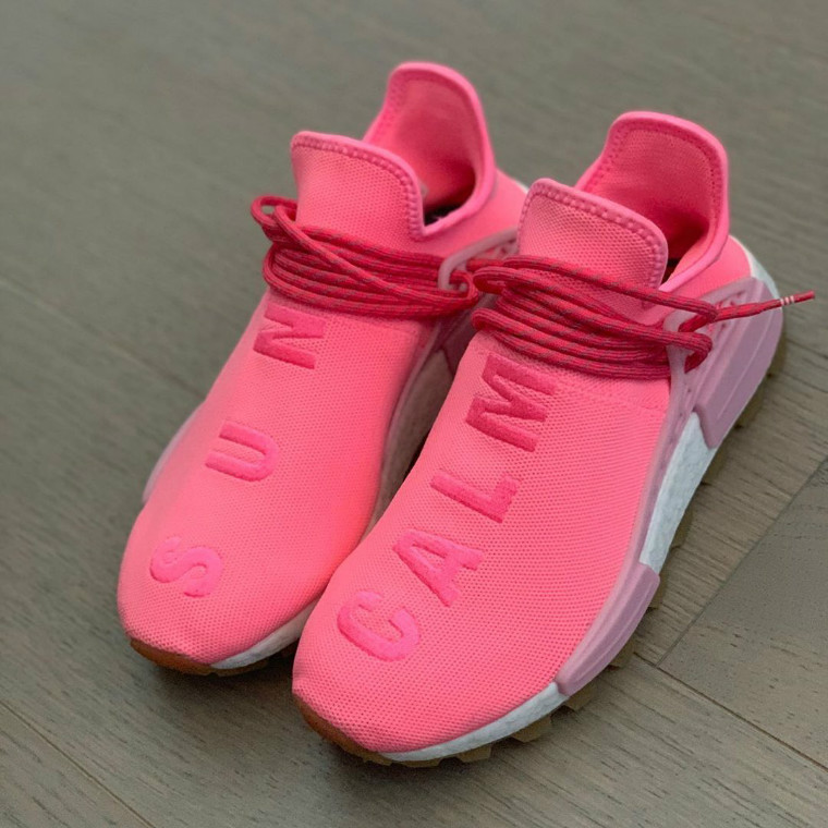 菲董,adidas,Hu NMD  回归招牌的骚气纯色！菲董 Hu NMD 四款新品曝光，心动了！