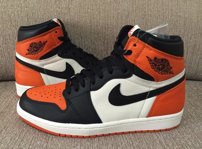 Nike,Air Jordan 1 Low,AJ1,发售,5  黑扣碎实物图首次曝光！全新 Air Jordan 1 Low 即将发售！