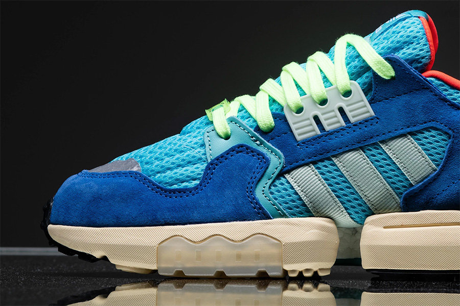 EE4787,adidas,adidas Originals EE4787 内置 Boost 的复古跑鞋！adidas ZX Torsion 刚刚上架