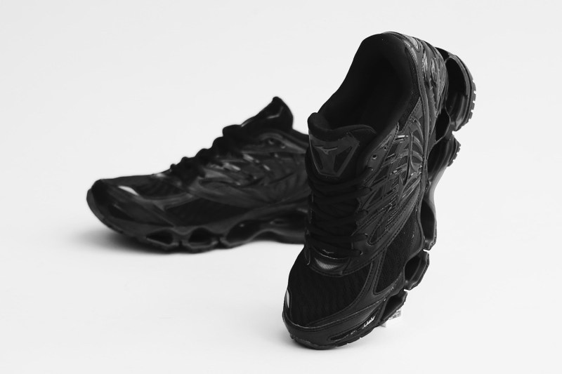 Mizuno,Wave Prophecy 8,发售  未来感机能造型！Mizuno 最新科技跑鞋现已发售