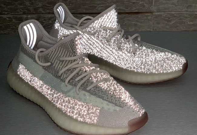 adidas,Yeezy,Yeezy Boost 350 V  最怪「满天星」来了！Yeezy 350 V2 ＂Citrin＂ 全反光效果香不香？