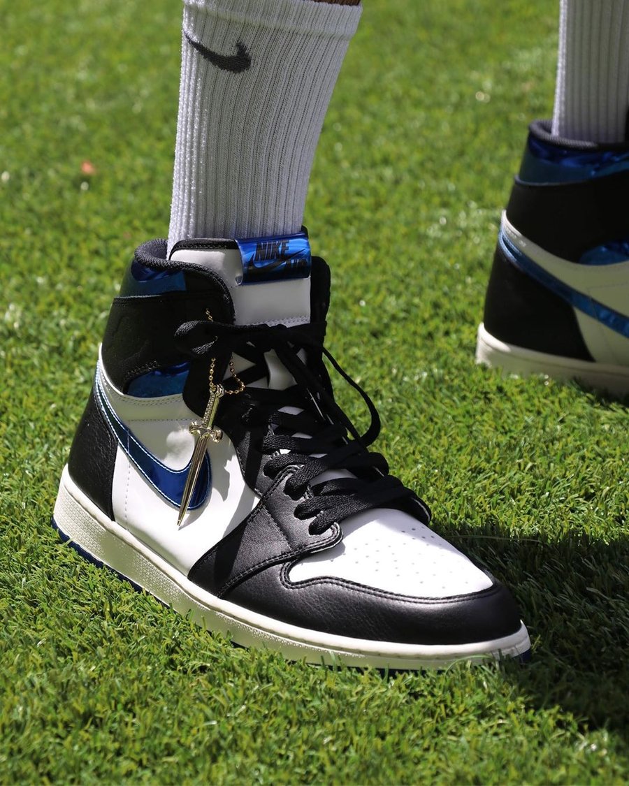 Jordan,AJ1,Nike  这双 Nike 官方打造的「大宝剑」AJ1！有钱你也买不到！