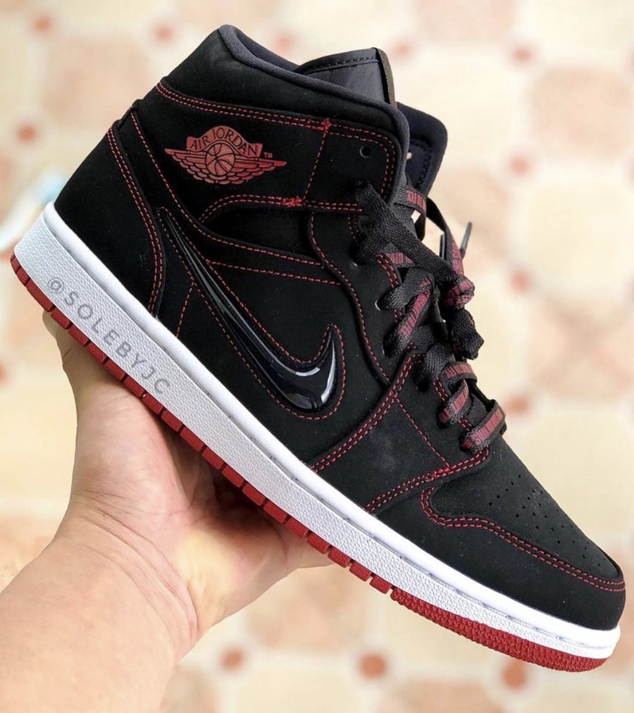 AJ1,Air Jordan 1 Mid  实物首次曝光！黑红 Air Jordan 1 Mid 年底发售