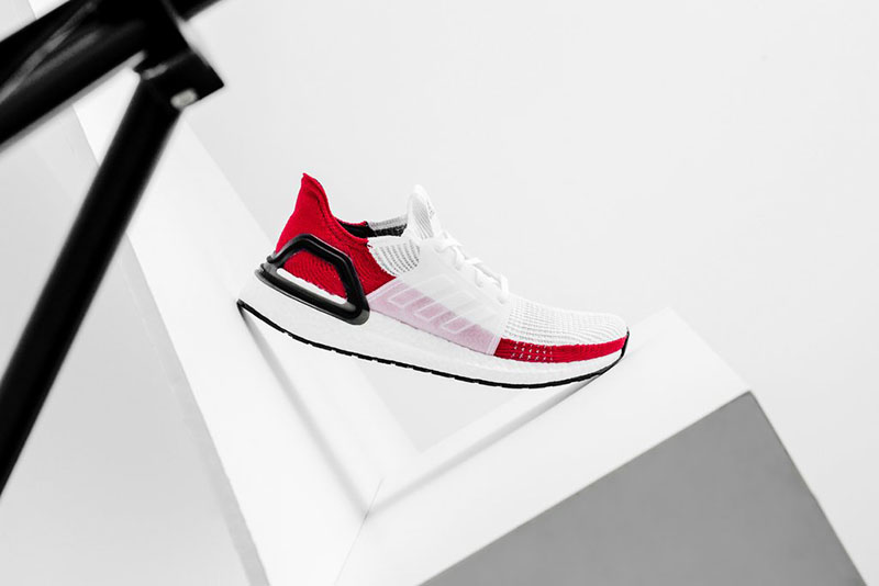 adidas,Ultra Boost 19,EF1341  活力醒目的白红装扮！全新 Ultra Boost 19 现已发售！