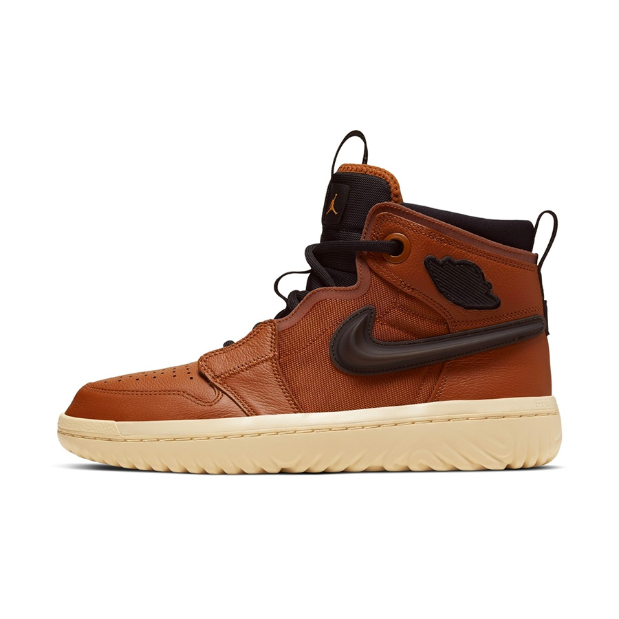AJ1,Air Jordan 1  这款脚感最好的 Air Jordan 1，又有了一个帅气新配色！