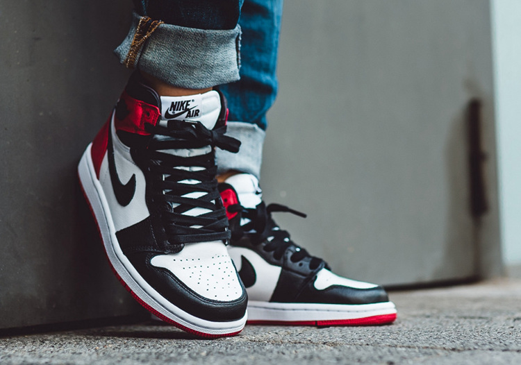 Air Jordan 1,AJ1,CD0461-016,Sa  还有 2 天倒计时！丝绸黑脚趾 Air Jordan 1 上脚真是美！