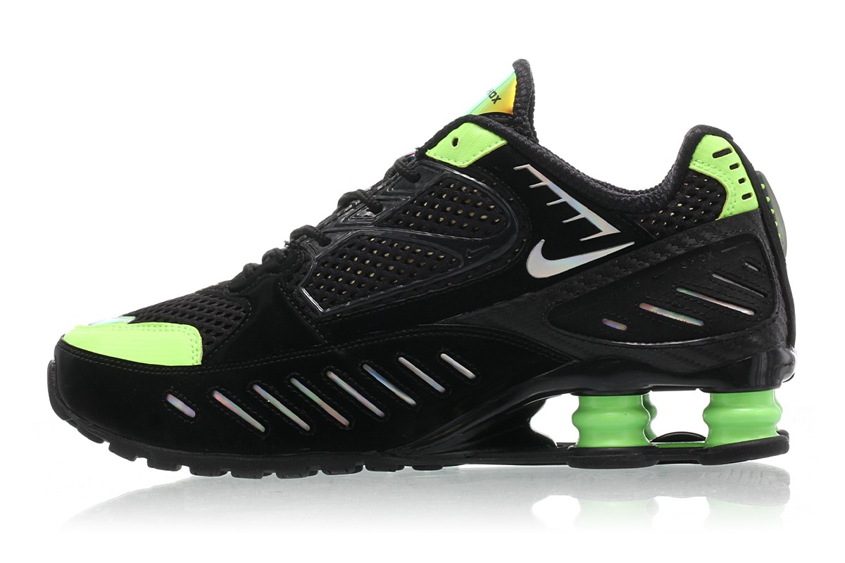 Nike,Shox,发售  镭射花纹 + 骚色点缀！Nike Shox 系列再曝全新鞋款！