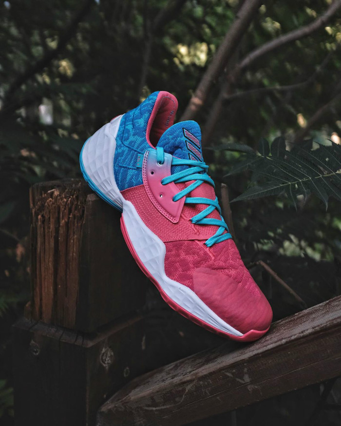 adidas,Harden Vol.4,southbeach  哈登新配色曝光！南海岸 Harden Vol.4 实物抢先看！