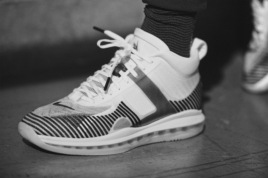 Nike,LeBron Icon,John Elliott,  不可错过的卡其色调！LeBron 时尚联名鞋款下周发售