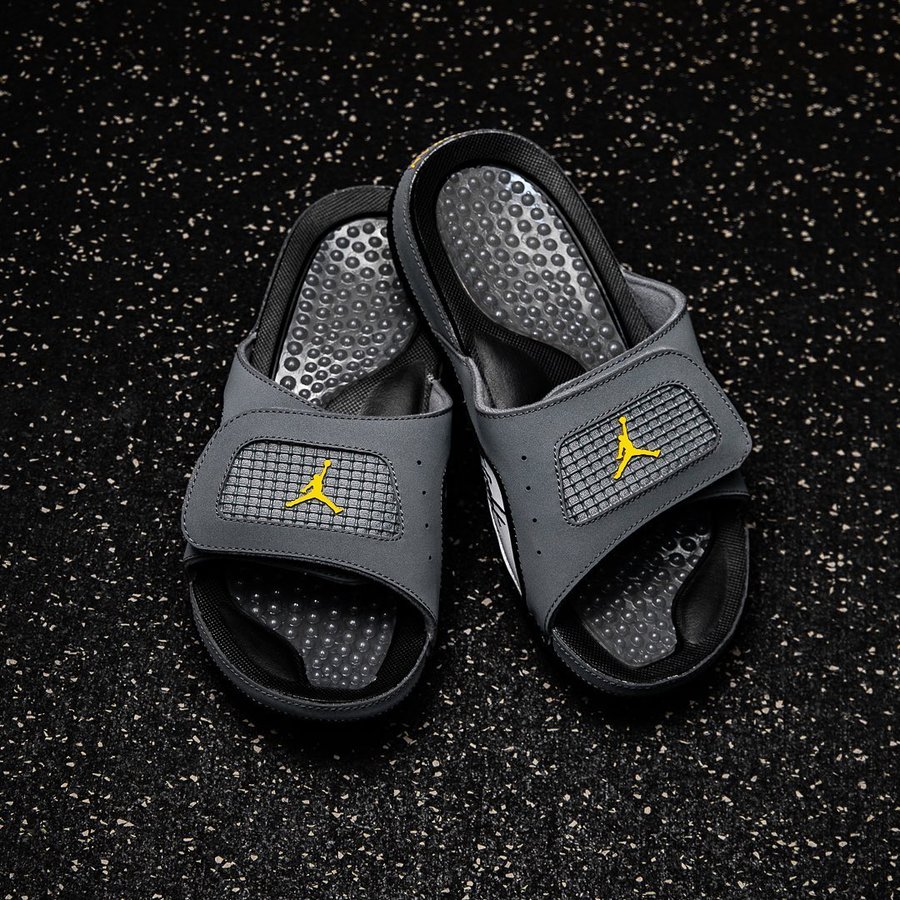 Jordan Hydro IV,发售,Nike  官网 7 折最后一天！酷灰 Jordan Hydro IV 拖鞋正在热卖