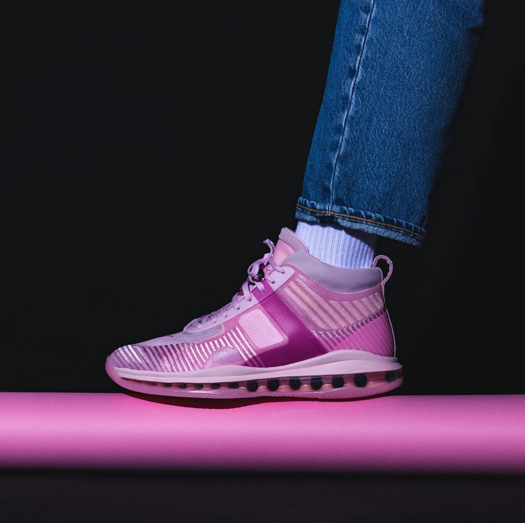 John Elliott,LeBron Icon,JE,LB  John Elliott x LeBron Icon 本周发售！SNKRS APP 现已上架！