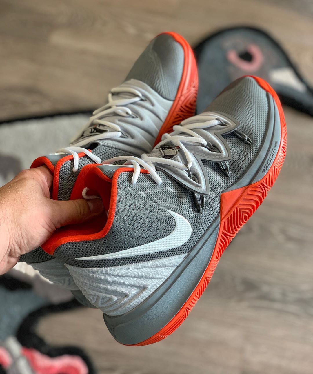 Nike,Kyrie 5,球鞋定制  经典鸽子配色！这双 Nike Kyrie 5 真是厉害了！