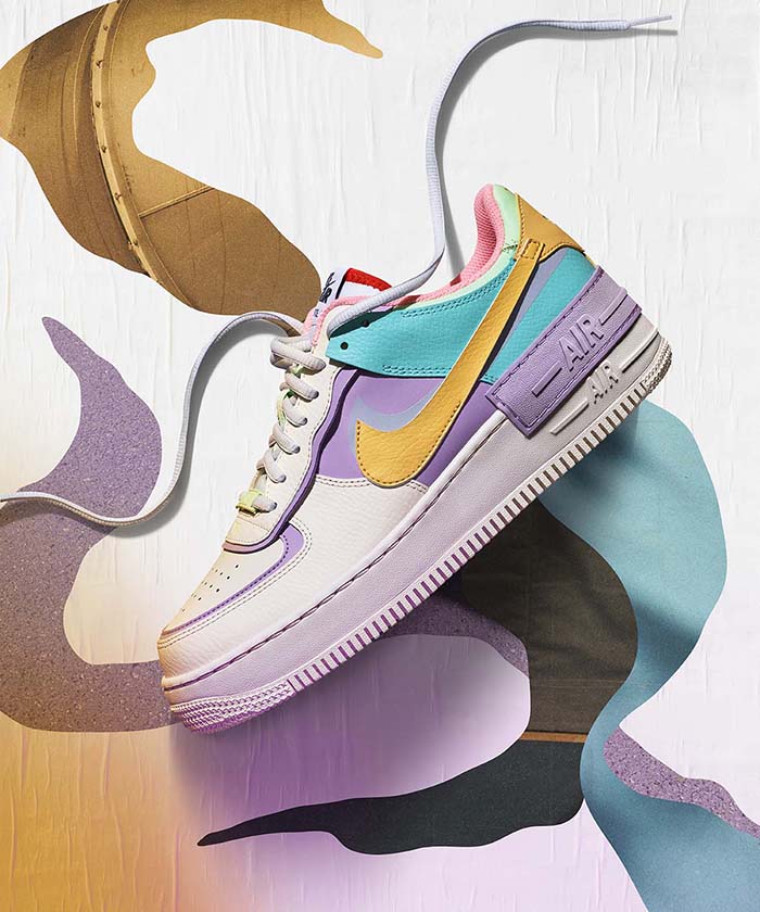 Nike,Air Force 1,CI0919-400  小姐姐上脚的这款 Nike 新品，与 Sacai 联名风格也太像了！