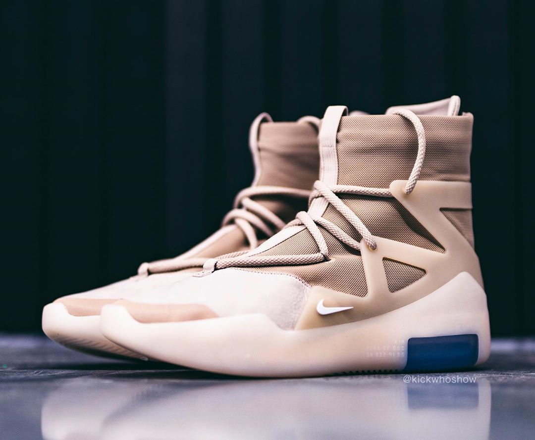 Nike,Air Fear of God 1,AR4237-  上脚有点好看！大地色 Air Fear of God 1 下周就发售