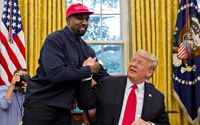 Yeezy  侃爷表示，会在 2021 年把 Yeezy 的生产线迁回美国国内