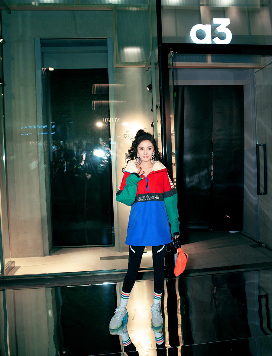 a3 store,adidas Originals,三叶草,  杨幂空降阿迪达斯首家 a3 store！买球鞋又多了个必去之处！