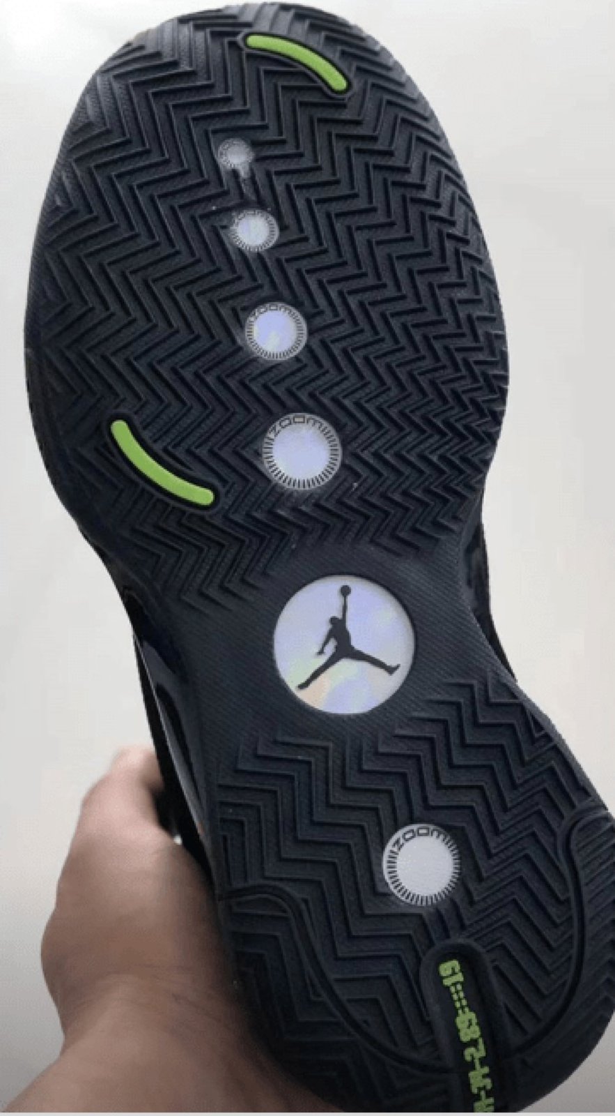 Air Jordan,Air Jordan 34  经典黑猫配色来袭！纯黑 Air Jordan 34 实物曝光
