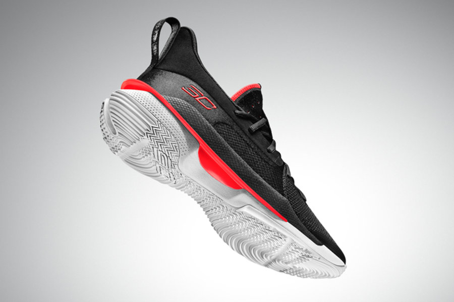 Under Armour,curry 7,3021258-0  经典黑红配色！ UA Curry 7 “Focus” 明日发售！