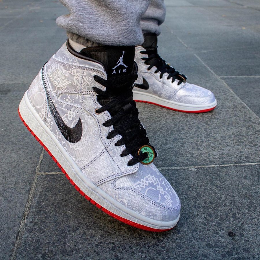 AJ1,Air Jordan 1 Mid,陈冠希,CU280  白丝绸 Air Jordan 1 Mid 上脚香吗？下周六正式发售