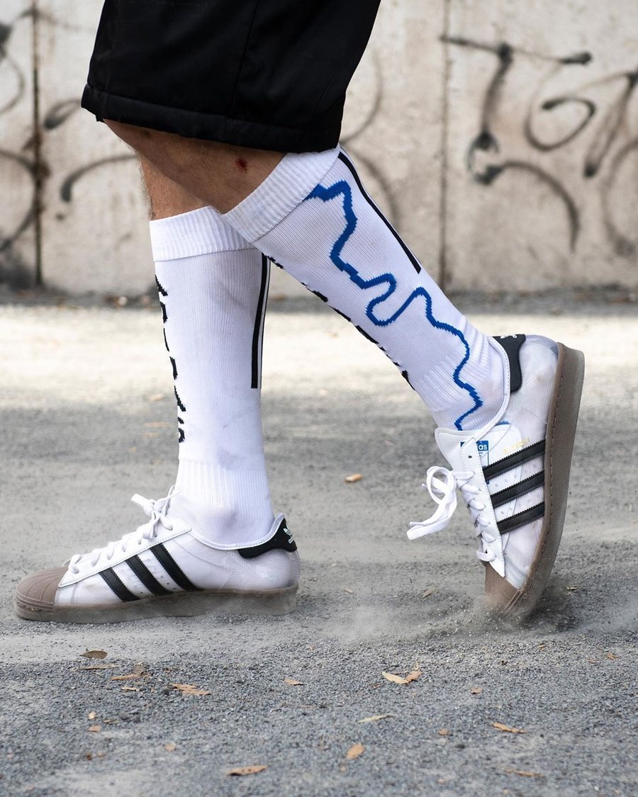 Blondey,adidas,Superstar,发售,上脚  透明贝壳头来了！Blondey x adidas Superstar 本周六发售