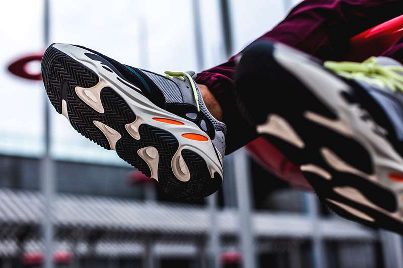 Yeezy,700,EQT,Solution,FV3910  Yeezy 700 的老大哥！复古经典 adidas EQT Solution 即将登场！