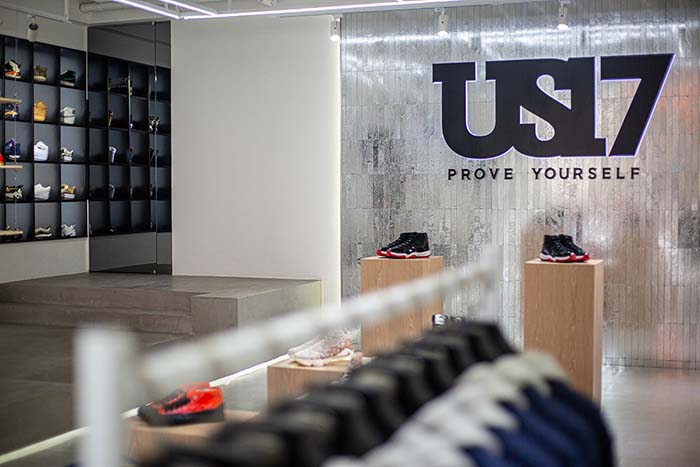 US17,易建联  阿联现身开幕现场！US17 篮球文化体验店升级开业！