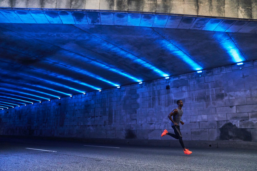 UA,HOVR,Phantom,Under Armour  潮流感十足的亮橙色！新一代 UA HOVR Phantom RN 明天发售！