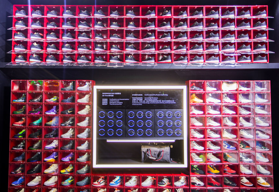 Nike,AJ1,Air Jordan 1  去了这个万人鞋展，才知道国内竟然有这么多「没见过的天价鞋」！