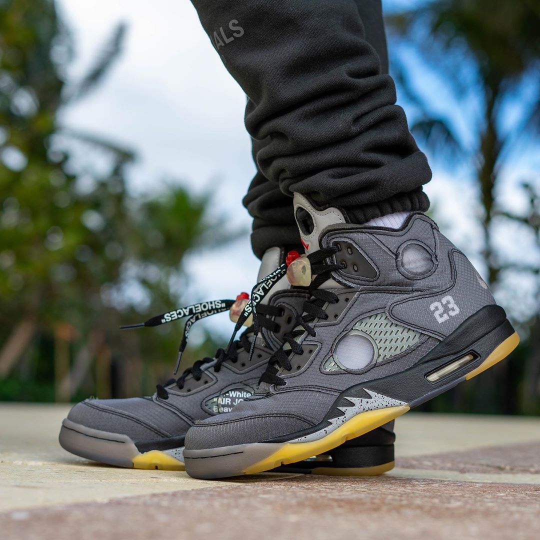 Air Jordan 5,AJ5,发售,上脚,CT8480-  OW x AJ5 最新上脚释出！明年 AJ5 能不能火就看它了！