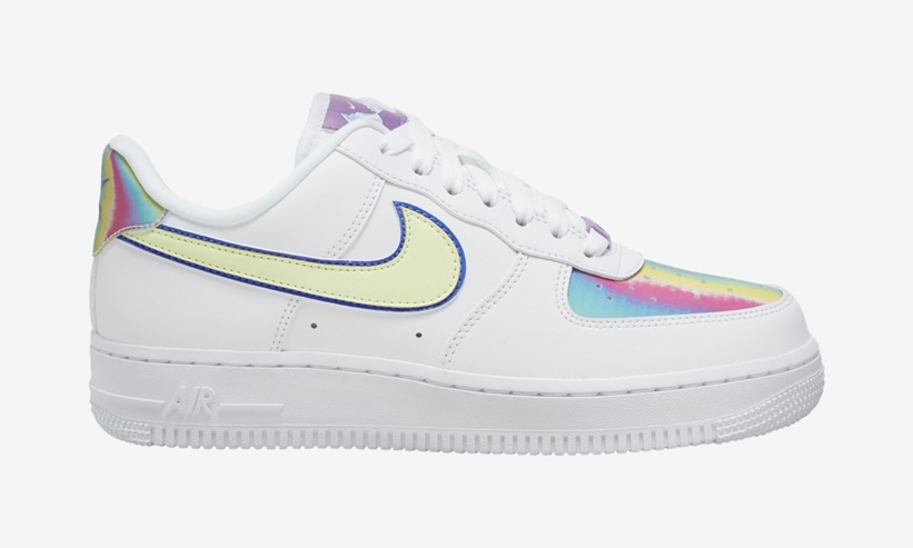 Nike,Air Force 1,AF1,发售,CW0367   骚气闪卡点缀细节！小白鞋 Air Force 1 又有新惊喜！