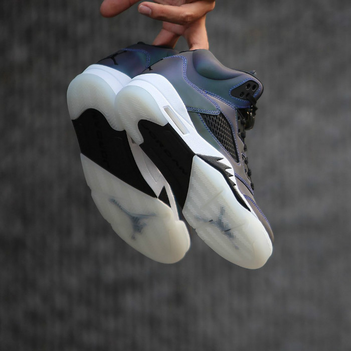 AJ5,  最酷炫的 Air Jordan 5 要来了！细节还有点小特别！