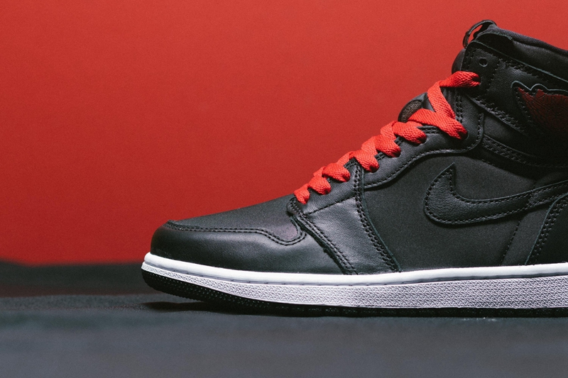 AJ1,Air Jordan 1,555088-060,发售  「黑红丝绸」 Air Jordan 1 最新实物美图！目前仍可原价入手！