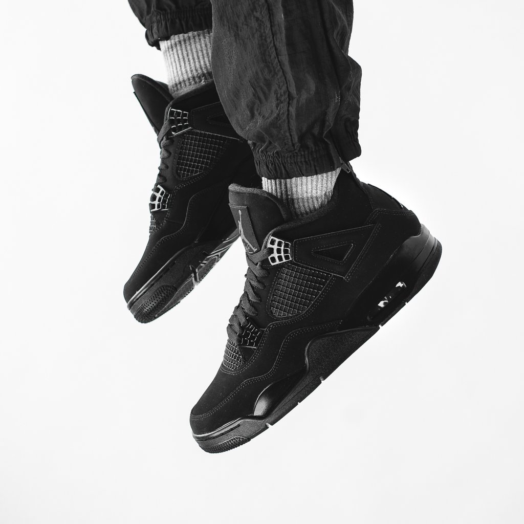 CU1110-010,AJ4,Air Jordan 4 CU1110-010 上脚真的超帅！别忘了黑猫 Air Jordan 4 明日发售！