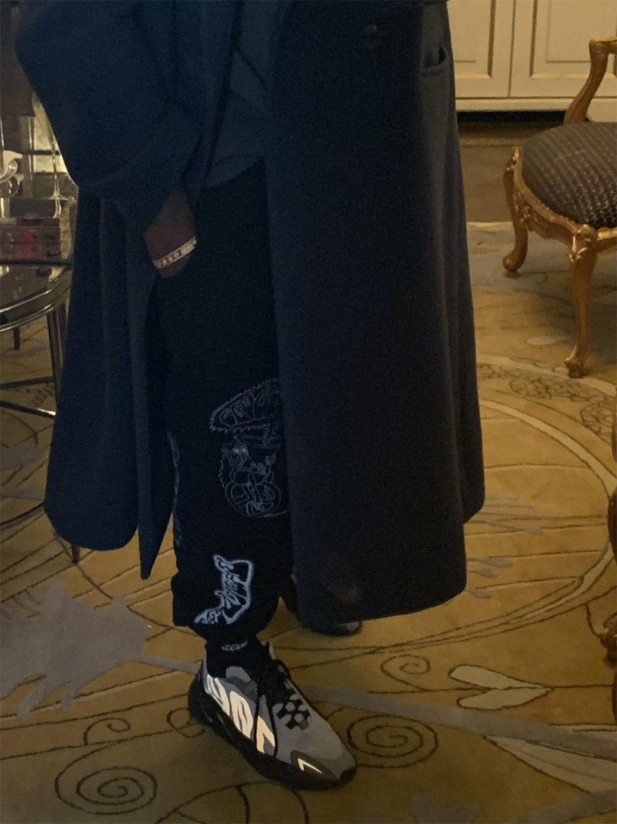 等待,已久,的,Yeezy,700,MNVN,要,发售,了,  等待已久的 Yeezy 700 MNVN 要发售了！4 款配色你选哪双？