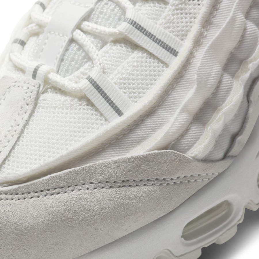 Nike,Comme des Garcons,Air Max  真正的小众联名精品！CDG x Air Max 95 海外现已发售！