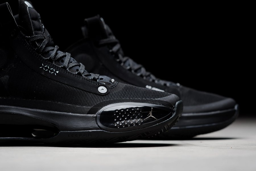 Air Jordan 34,Black Cat,AR3240  锡安上脚！黑猫配色 Air Jordan 34 “Black Cat” 即将发售！