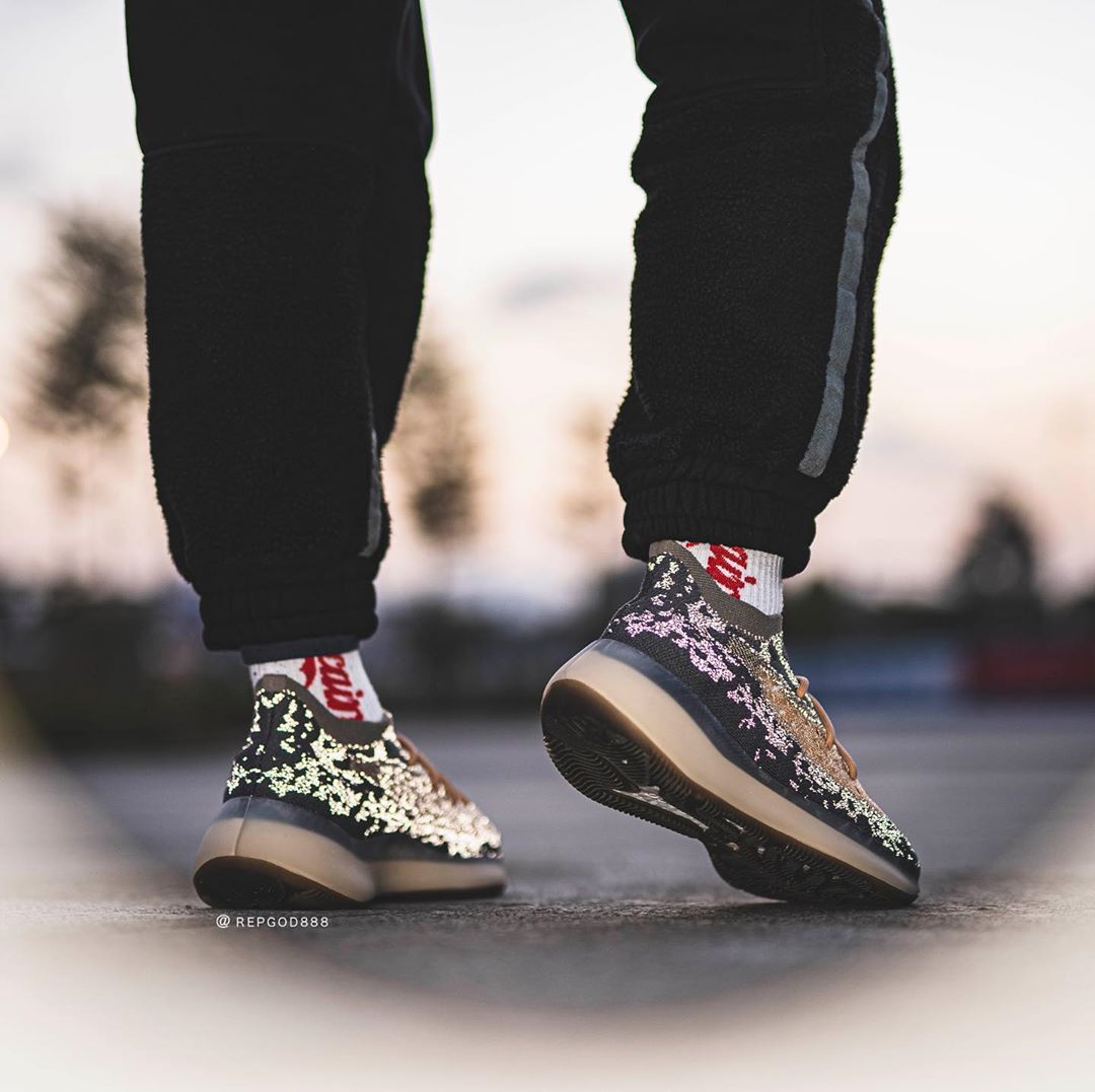 Yeezy Boost 380,adidas,发售,FX97  期待许久！满天星 Yeezy Boost 380 海外今天抢先发售！