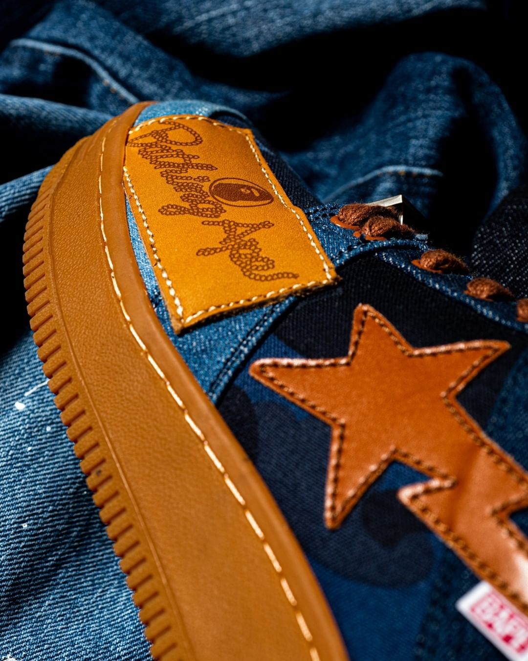 BAPE,BAPE STA,发售  单宁拼接质感满分！全新 BAPE STA 本周发售