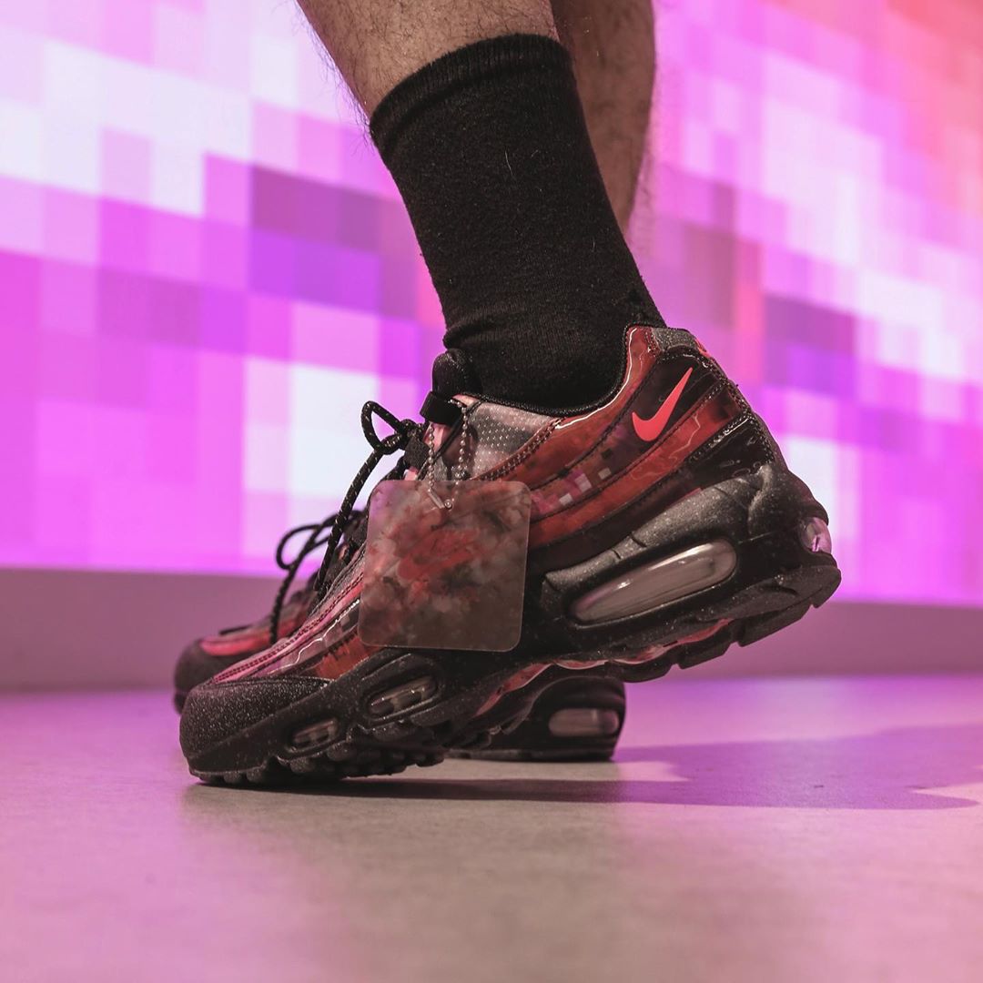 Air Max 95,Nike,发售,上脚,CU9454-1  还有配套服饰！两款樱花限定 Air Max 95 本周发售！