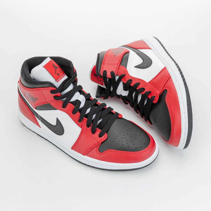 AJ,AJ1 Mid,Chicago Black Toe,5  两大 OG 配色融合！这双黑红 Air Jordan 1 Mid 看来很抢手！