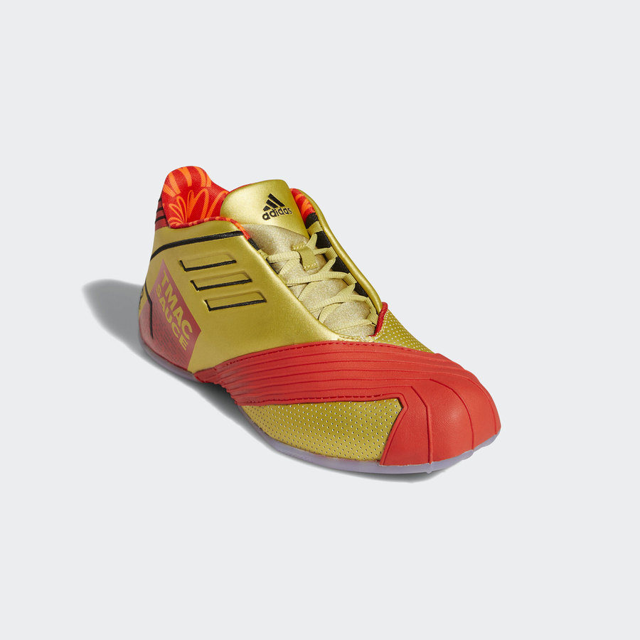 adidas,T-MAC 1  经典明星战靴还能这样玩？！这双 adidas T-MAC 1 有点特别！
