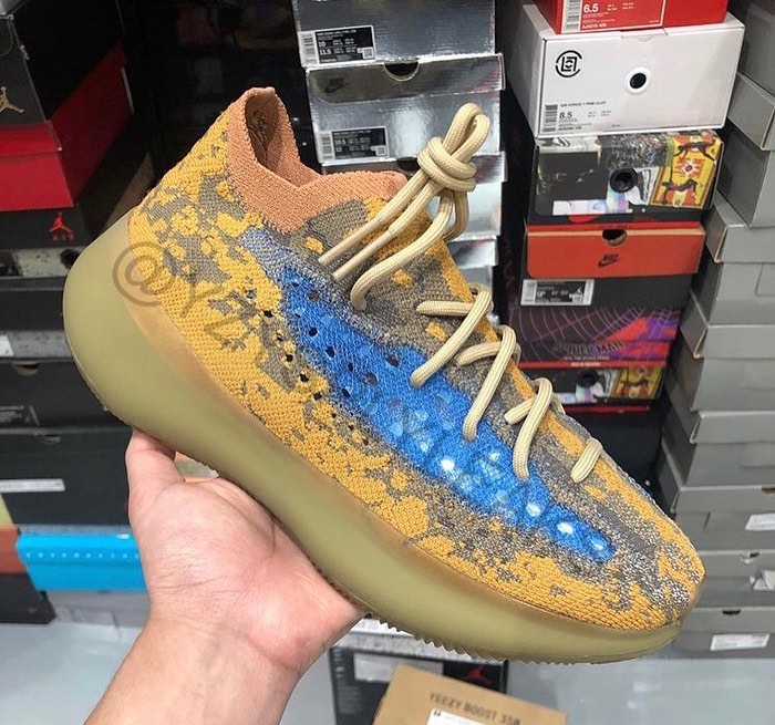 Yeezy,380,BLUE OAT,  「蓝燕麦」 满天星 Yeezy 380 实物细节释出！这配色打几分？