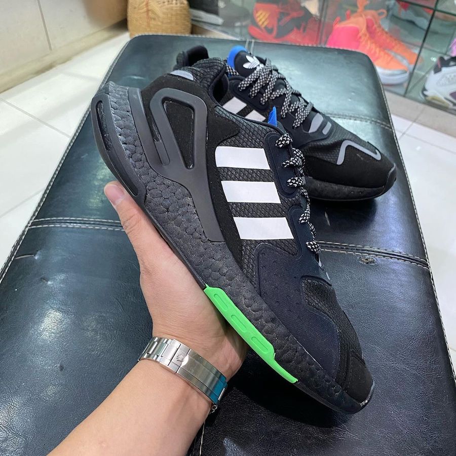 adidas,Nite Jogger 2020  更具科技感！adidas Nite Jogger 2020 实物首度曝光！