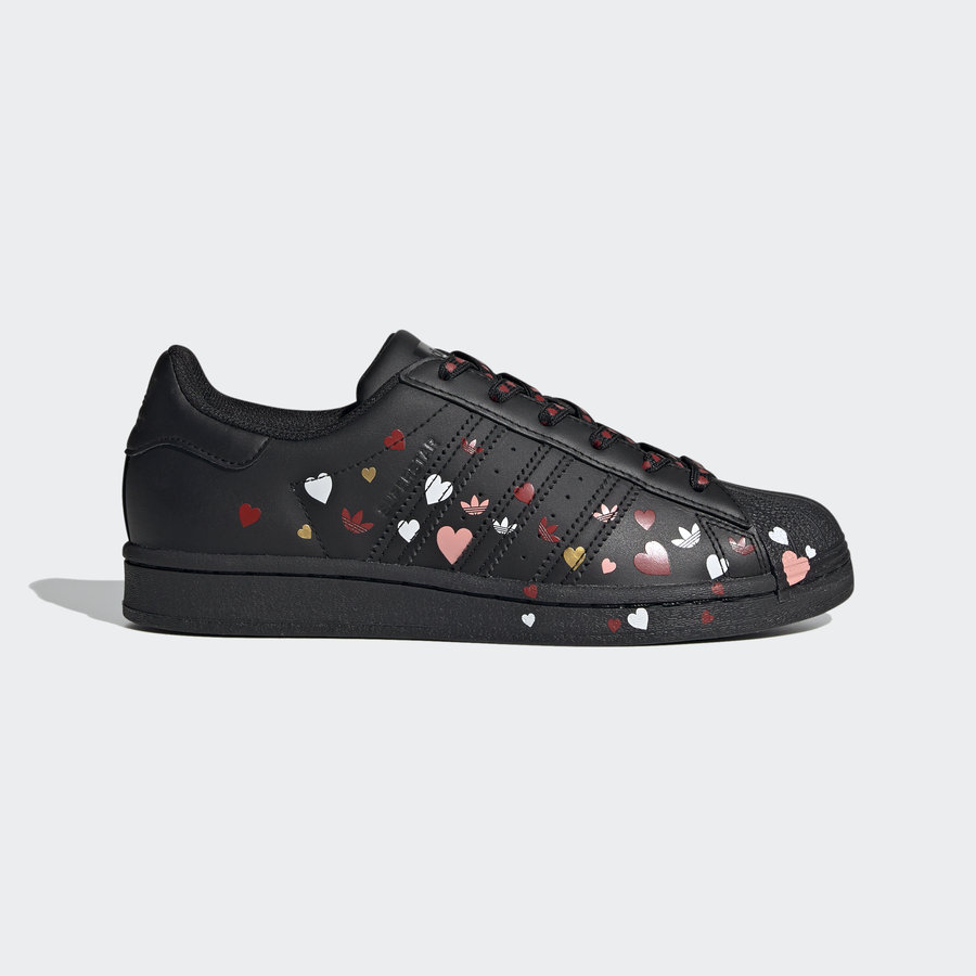 adidas Superstar,  前所未见的花色弹幕装饰！新配色 adidas Superstar 现已发售！
