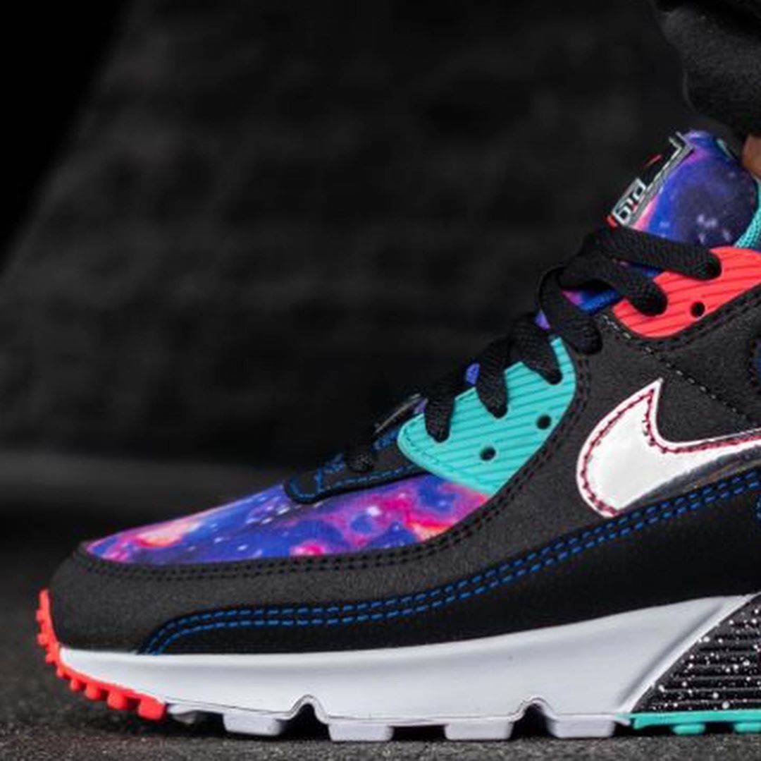 Nike,Air Max 90,CW6018-001,上脚,  迷人的超人气星空主题！这双 Air Max 90 上脚真不错！
