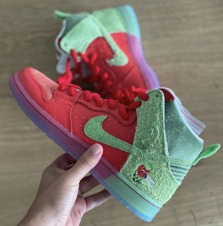 Dunk SB,Nike,发售,CW7093-600  发售推迟！咳嗽草莓 Dunk SB 最新实物曝光！今夏登场！