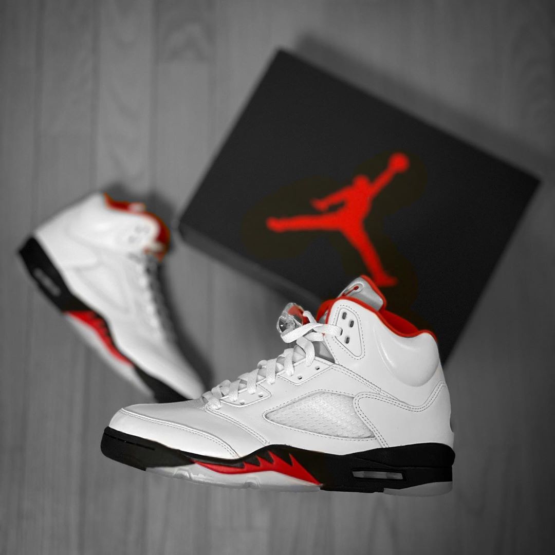 Air Jordan 5,AJ5,Fire Red,DA19  整个朋友圈都在等！流川枫 AJ5 本周发售，买不买先看上脚！