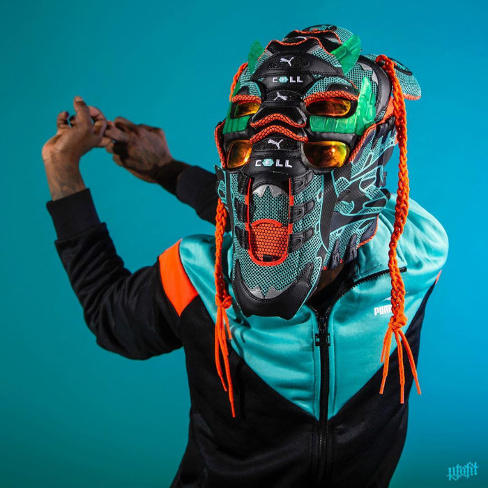 freehandprofit,球鞋面具  拆 MAG、锯乔一！这个「天价鞋杀手」打造的球鞋面具，太酷了！